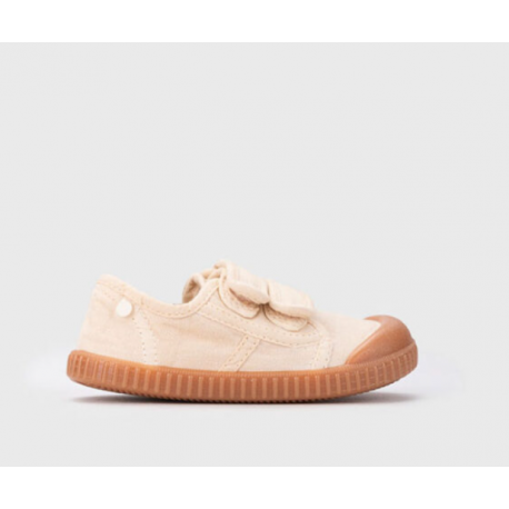 LONA V. marfil Barefoot concept