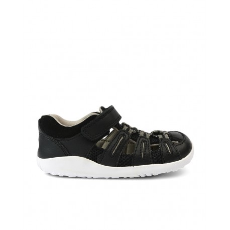 STEP UP. SUMMIT Black + Charcoal